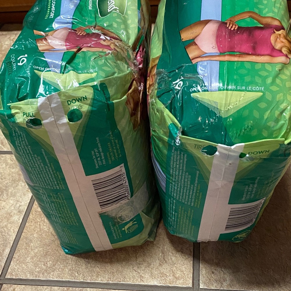 Depend Fitflex Maximum Absorbency Underwear S/P Incontinence - Picture 7 of 10